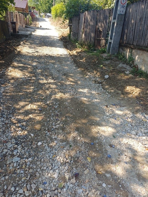 Str. Vlădușei, Ștefănești – refacere carosabil cu balast